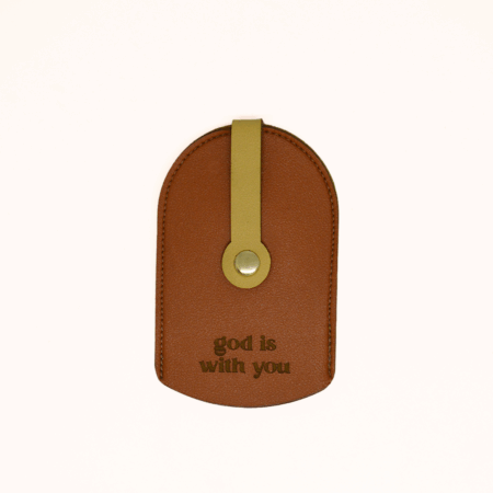 Cache-Clés God is with you